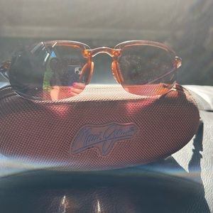 Maui Jim Sport HO'OKIPA
Polarized Rimless Sunglasses